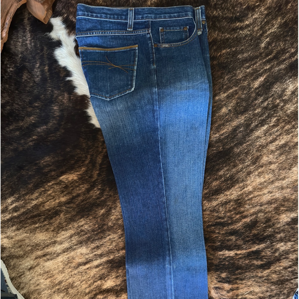 Cruel Girl relaxed size 9